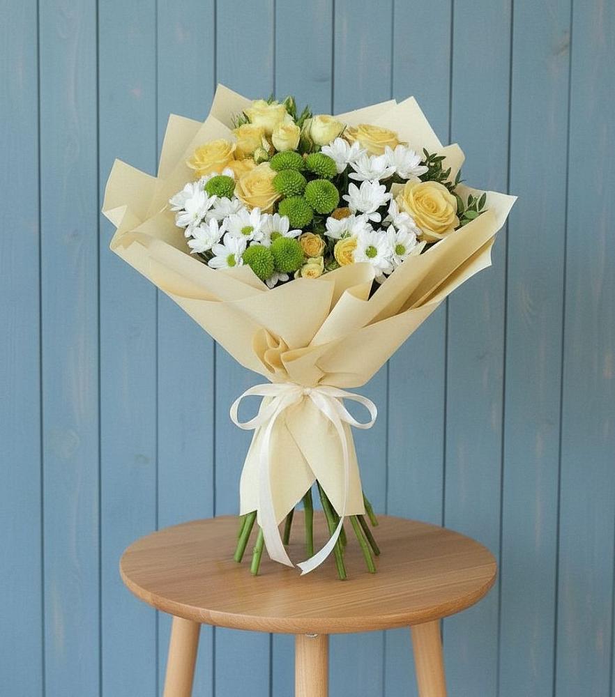 Букет цветов из: Хризантемы и Розы в Приаргунске