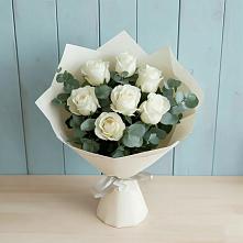 Букет Белые розы в Эвкалипте в Приаргунске