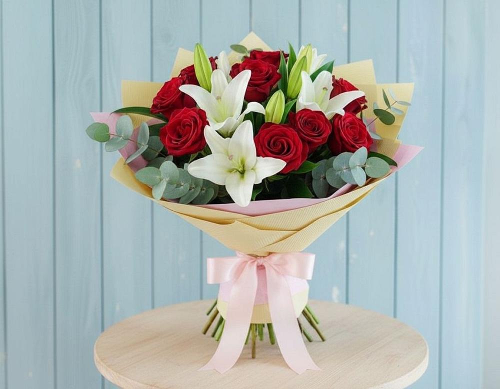 Букет цветов из: Лилии и Розы в Приаргунске